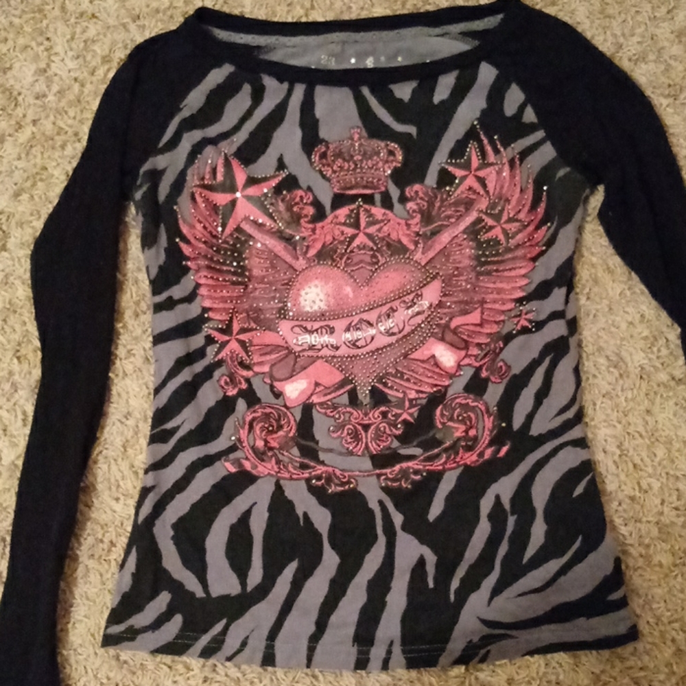 Long sleeved rock tee